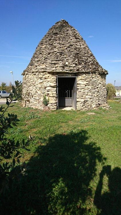 Petite Maison En Pierre Au Coeur Du Perigord Noir Salignac Eyvigues Exterior foto