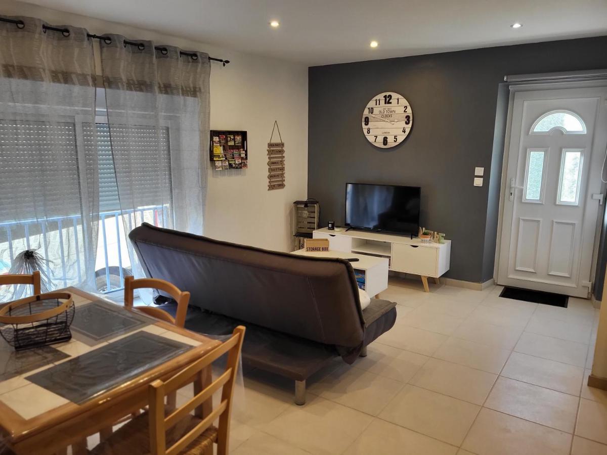 Petite Maison En Pierre Au Coeur Du Perigord Noir Salignac Eyvigues Exterior foto